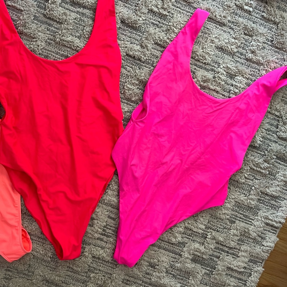 One piece swimsuits